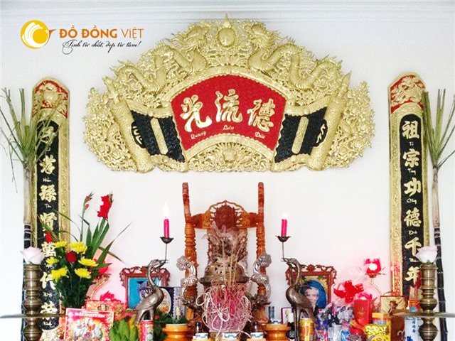 Cuốn thư câu đối Đức Lưu Quang bằng đồng vàng, báo giá cuốn thư câu đối