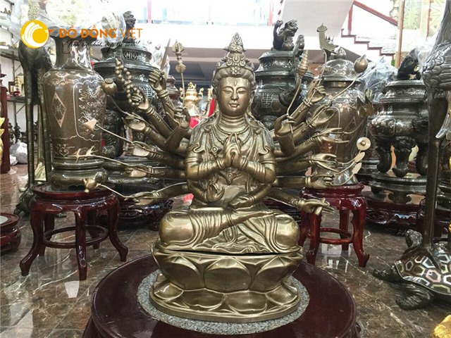 Đúc tượng Bồ Tát Chuẩn Đề bằng đồng