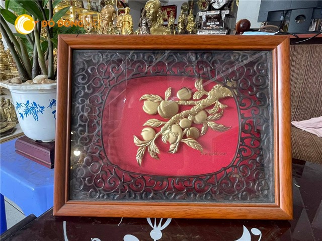 Tranh quả đào mạ vàng- quà tặng mừng thọ sang trọng và ý nghĩa