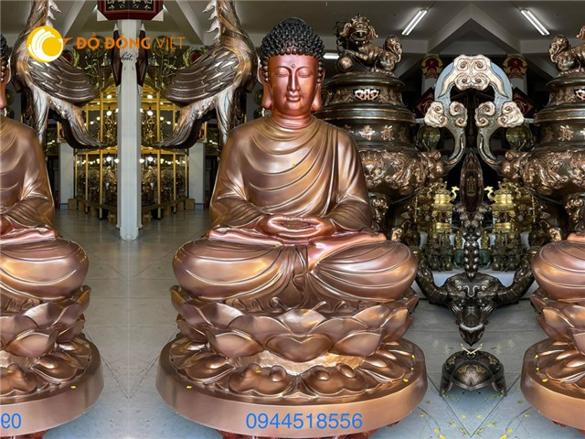 Tượng đồng Đức Phật Thích Ca Mâu Ni ngồi thiền