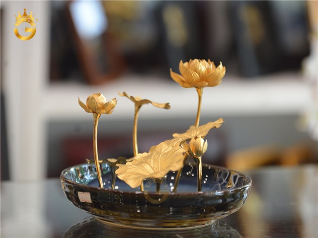 Mua chậu hoa sen mạ vàng tại Đồ đồng Việt Cần Thơ