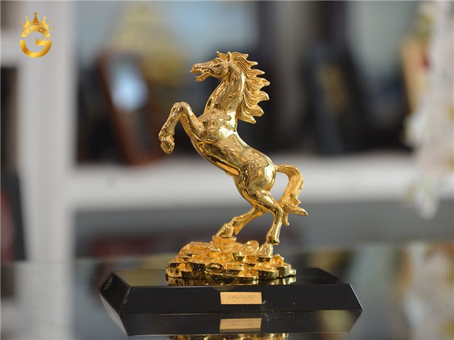  Ngựa đồng dát vàng 24k - quà tặng linh vật phong thủy
