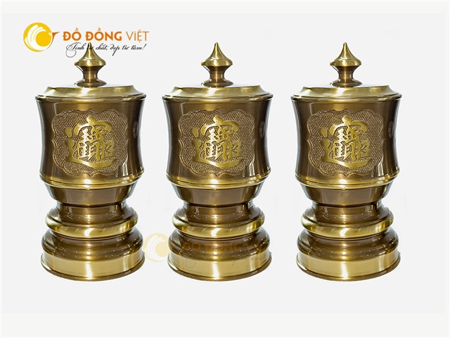 Bộ đài thờ bằng đồng vàng hai công nghệ