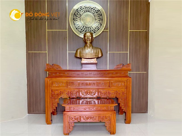 Đúc tượng Bác Hồ bán thân bằng đồng đỏ tại Cần Thơ