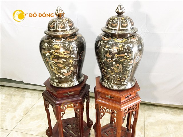 Đôi chóe thờ khảm ngũ sắc đẹp tinh xảo từng chi tiết