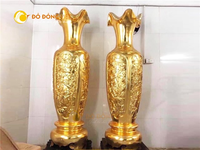 Đôi lọ lộc bình phong thủy bằng đồng dát vàng