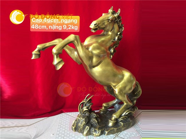 Giá bán tượng ngựa phi nước đại bằng đồng tại Bến Tre