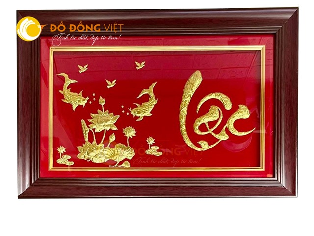 Tranh vàng cá chép hoa sen chữ Lộc