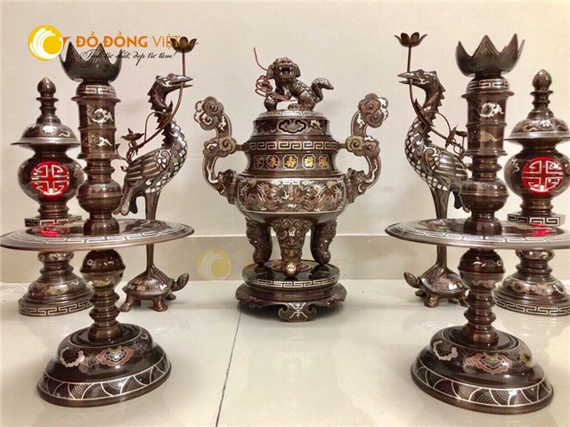 Đỉnh đồng thờ cúng khảm ngũ sắc 5 chữ vàng cao cấp tại tỉnh Vĩnh Long