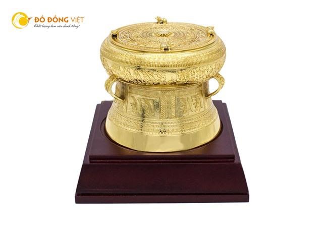 Trống đồng mạ vàng- tinh hoa văn hóa Việt Nam