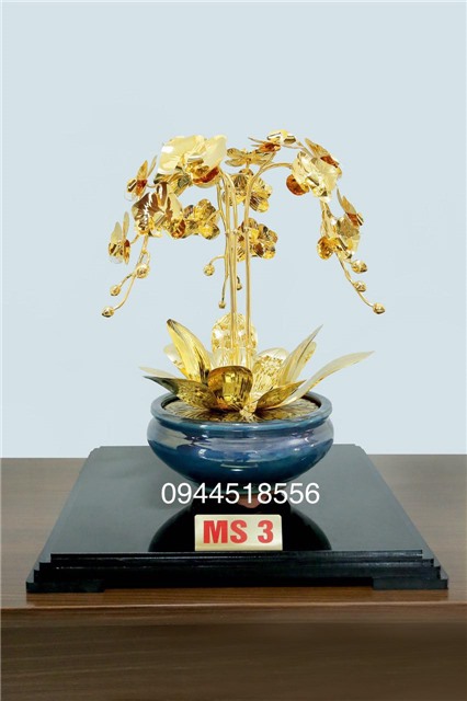 Chậu hoa lan bằng đồng mạ vàng đẹp tinh xảo tại Cần Thơ