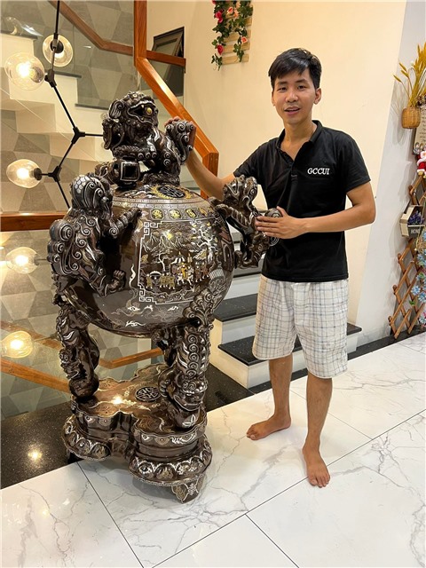 Đỉnh đồng thất lân vờn cầu khảm ngũ sắc đẹp tinh xảo tại Sóc Trăng