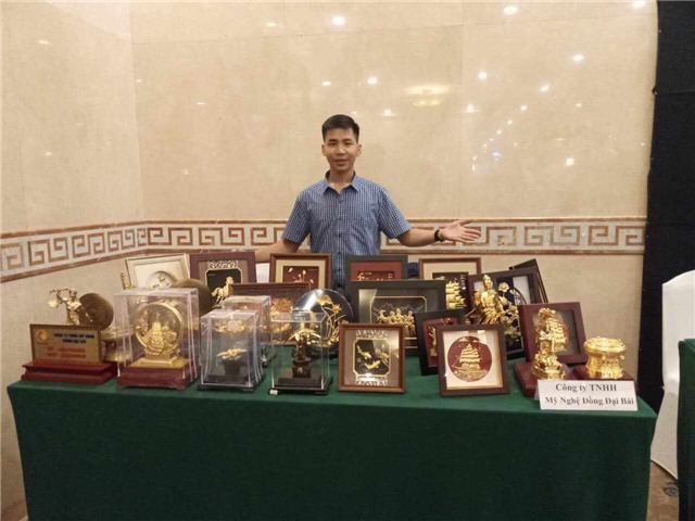 Tranh vàng nghệ thuật - Lưu giữ nét đẹp văn hóa Việt