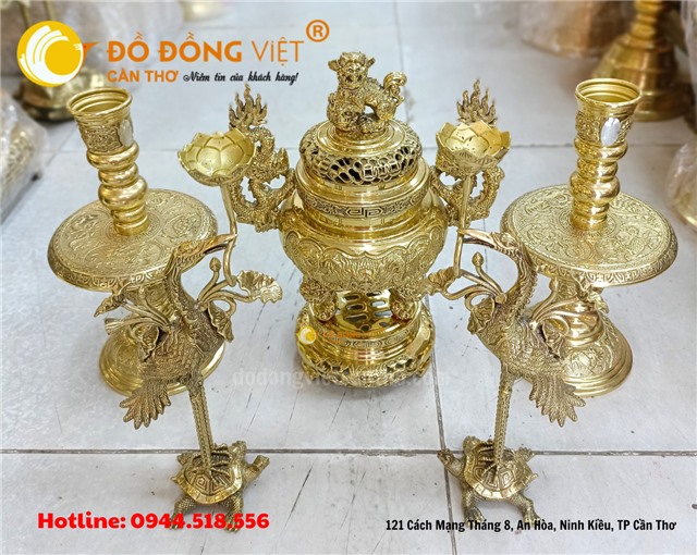 NGŨ SỰ TAI RỒNG – BỘ ĐỒ THỜ CAO CẤP KHẲNG ĐỊNH SỰ TRANG NGHIÊM VÀ ĐẲNG CẤP GIA TIÊN