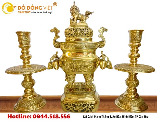 TAM SỰ VUÔNG TRÁI ĐÀO – BỘ ĐỒ THỜ BẰNG ĐỒNG TINH XẢO CHO KHÔNG GIAN THỜ CÚNG GIA TIÊN