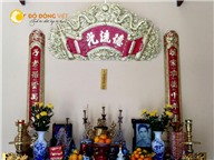 Báo giá cuốn thư câu đối bằng đồng vàng nền đỏ