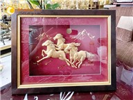 Tranh mã đáo thành công có 3 con ngựa, tranh tam mã mạ vàng