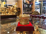 Quà tặng trống đồng mạ vàng đường kính 10cm