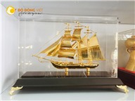 Thuyền buồm quà tặng mạ vàng đẹp tinh xảo từng chi tiết
